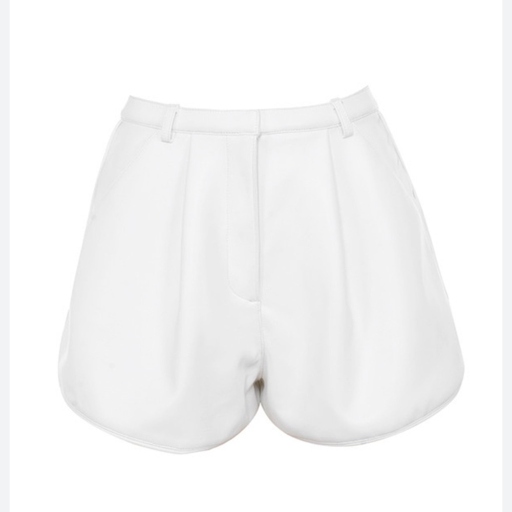 WHITE VEGAN LEATHER CURVED HEM SHORTS